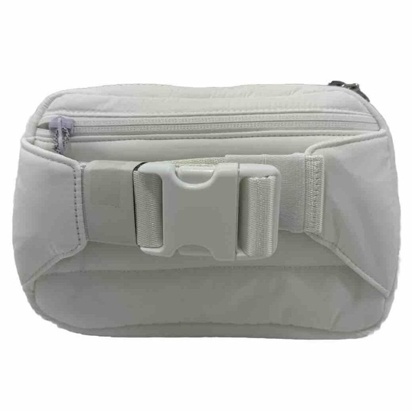 Lululemon Everywhere Belt Bag 2L Wunder Puff 8.27” x 2.24” x 5.75” - Picture 2 of 8